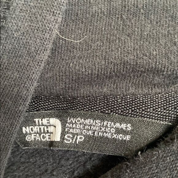 🌀Wander Black Hoodie Sweatshirt - Picture 2 of 5